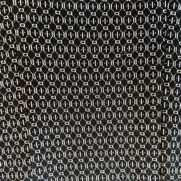 Geometric Shape Skirt - Picture 3 of 8